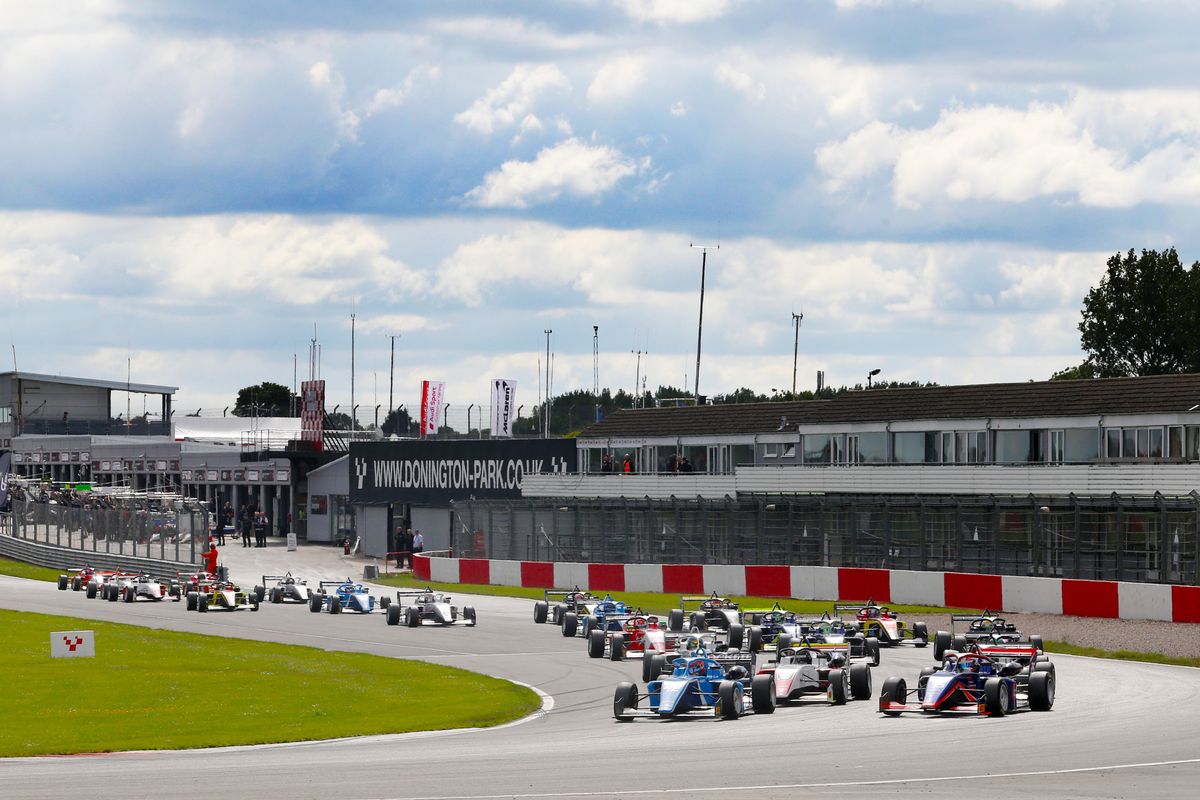 Voisin, Esterson and Aron take maiden GB3 victories at Donington Park