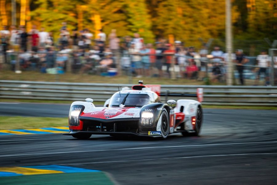 Toyota leads Le Mans after 18 Hours, Ferrari takes over in LMGTE Pro