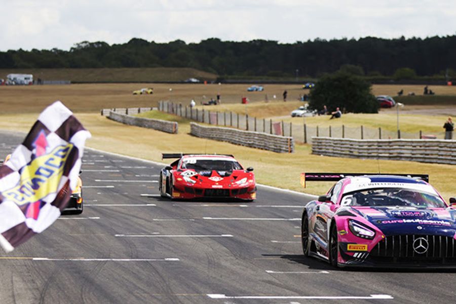  Loggie extends GT3 championship lead at Snetterton British GT Race 1
