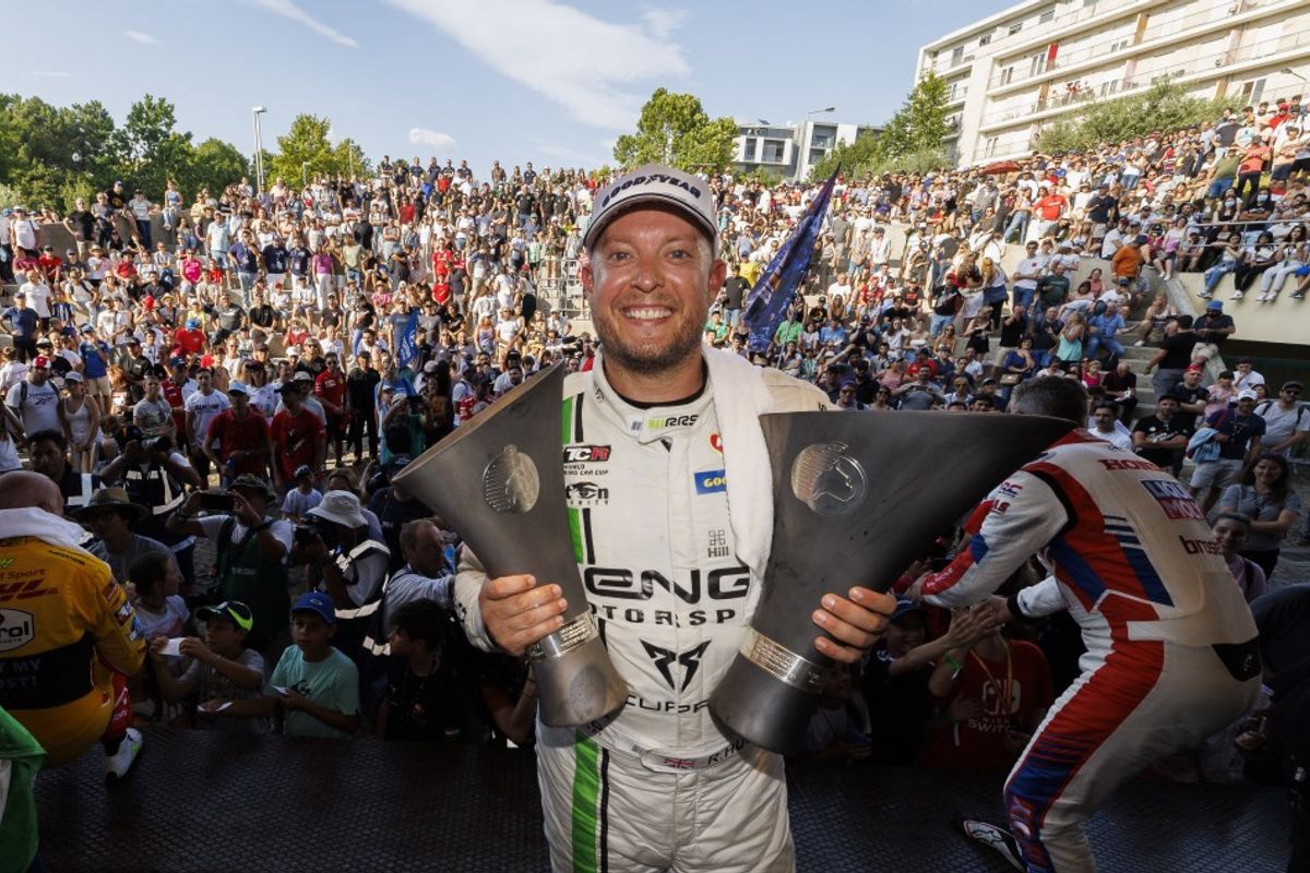 Huff wins WTCR's 100th race in Vila Real Race of Portugal