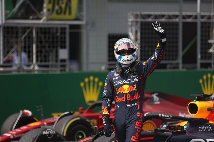 Max Verstappen takes  a dominant Austrian Grand Prix Sprint victory 