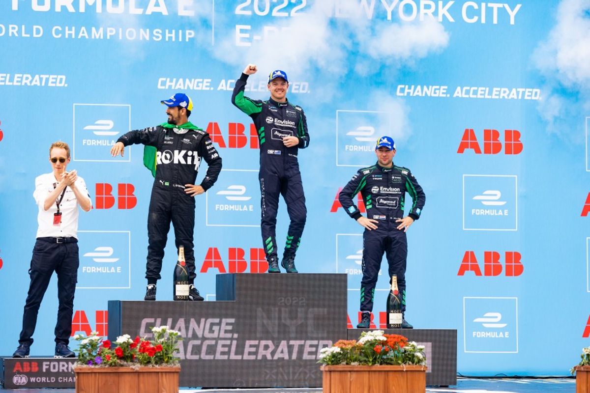 Maiden Formula E success for Nick Cassidy in New York