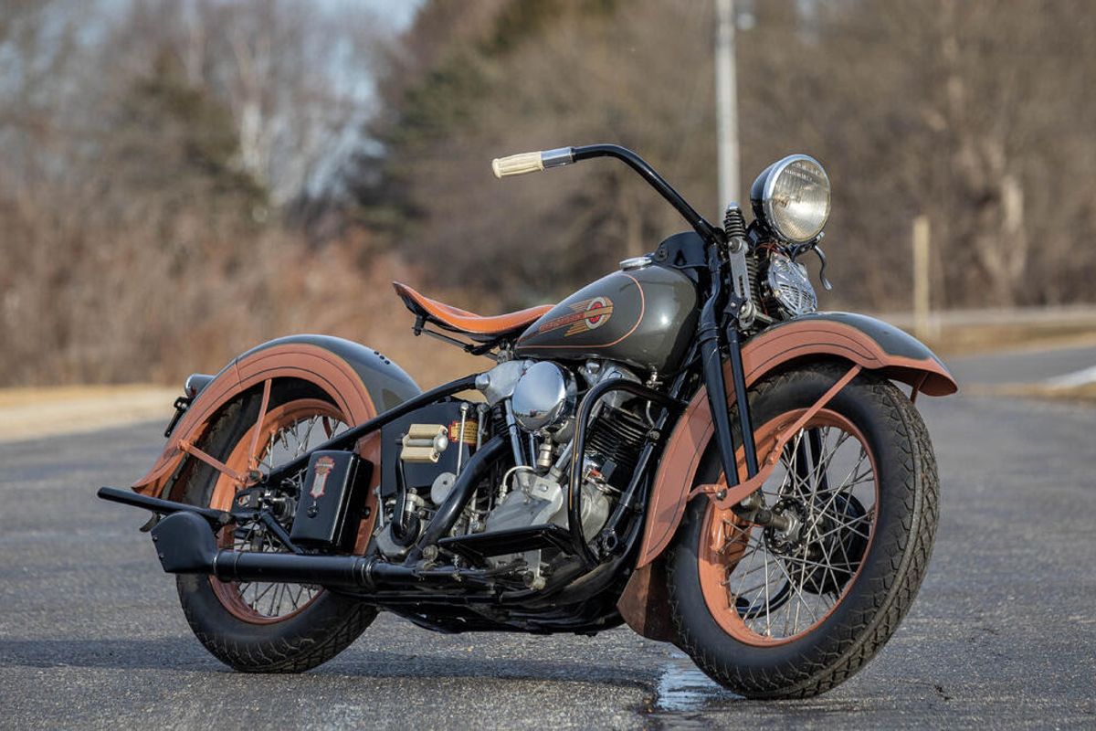 First-Year Production Harley-Davidson EL Knucklehead @ Mecum Monterey