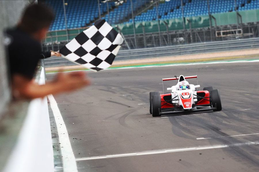 Taylor reclaims GB4 Championship lead after Silverstone drama