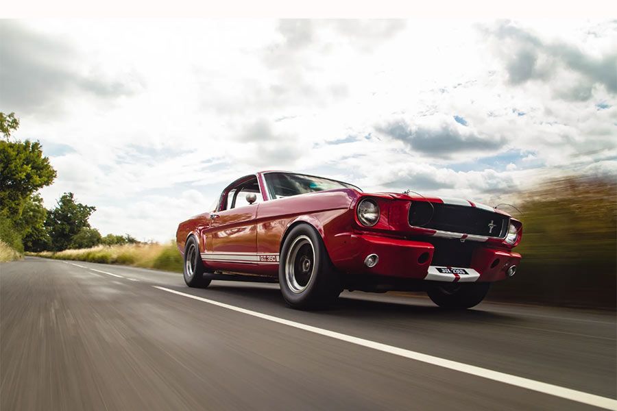 Hilton and Moss - classic car  web site designed and built by Racecar