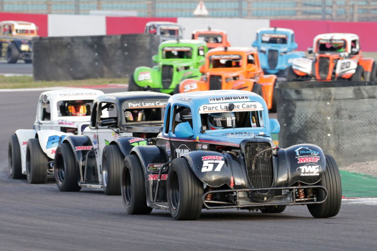 Triple Legends Cars victory for Gibson at Donington