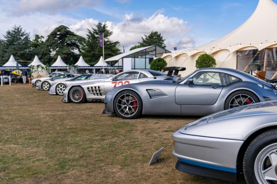 Platinum Collection at Salon Privé: a tribute to Her Majesty The Queen