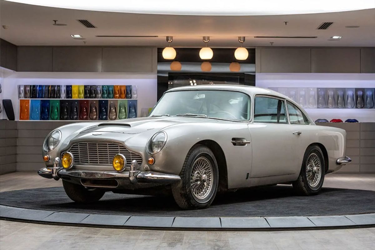 1965 Aston Martin DB5 Vantage sells for strong money at RM St.Moritz
