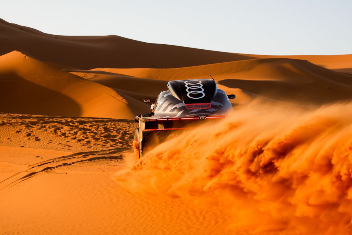 First endurance test for the Audi RS Q e-tron E2 on rough terrain in Morocco