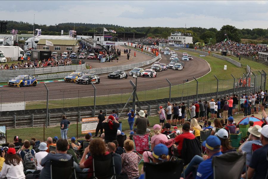 All to play for in Silverstone penultimate BTCC event of the season