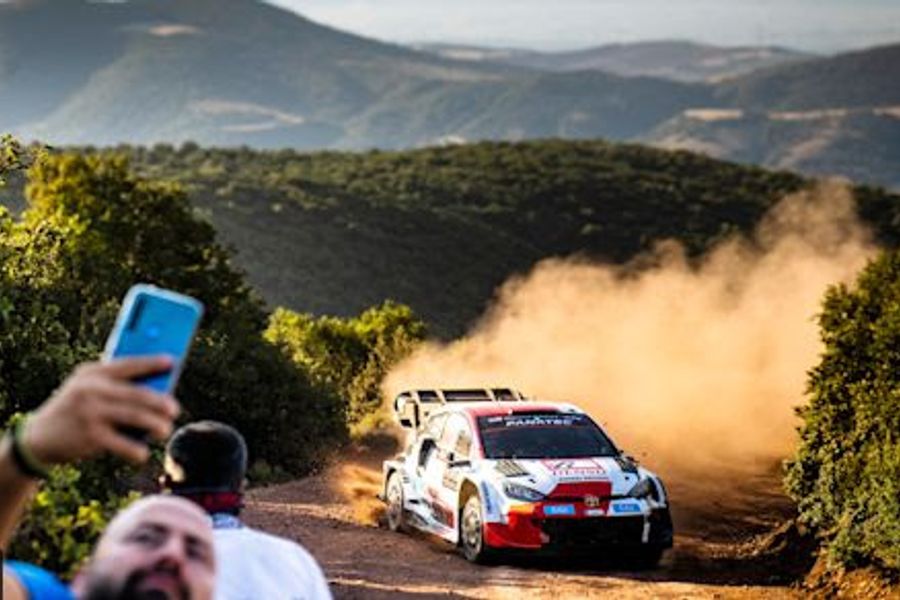 New Zealand returns to the WRC as title scrap hits fever pitch