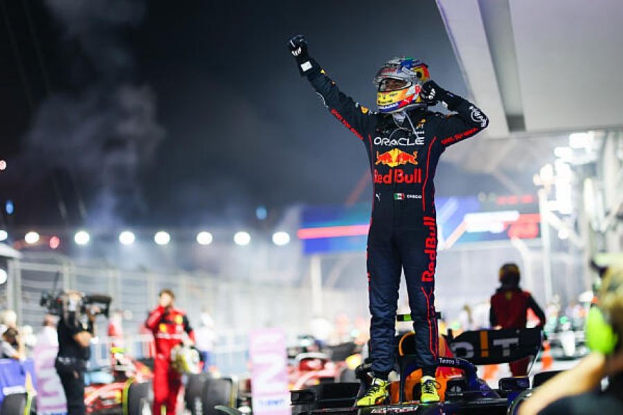 Sergio Pérez wins Singapore Grand Prix