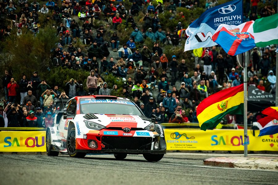 Ogier victorious,  Toyota clinches manufacturers' crown on Rally de España