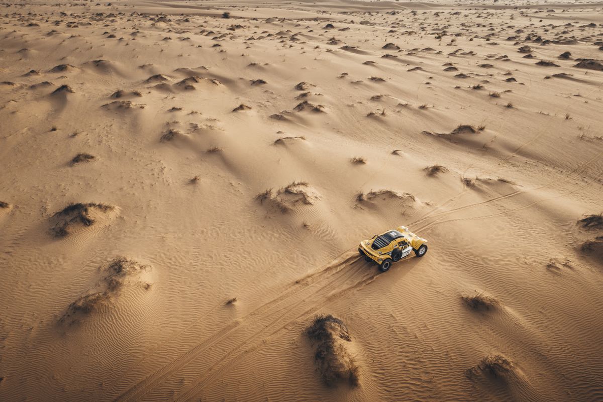 Early start for Africa Eco Race stage 7: First Mauritanian Stage