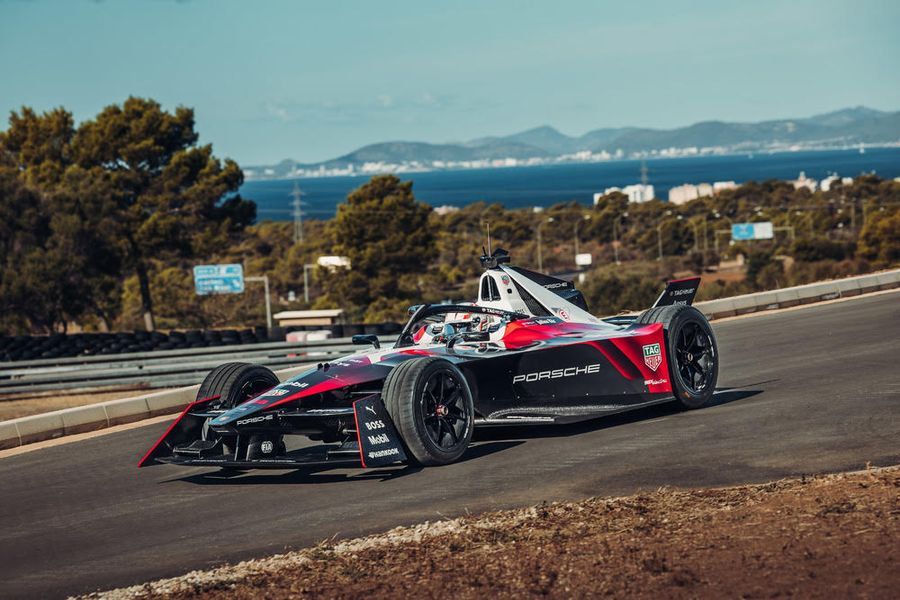 World premiere for new Formula E Porsche 99X Electric Gen3