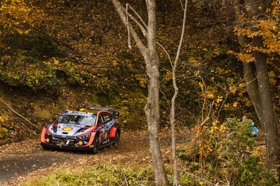 Neuville seals dramatic Rally Japan win by just 4 seconds