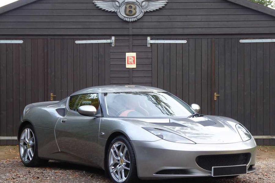 HandH Online December Auction closing for bids from Wed 14th December 