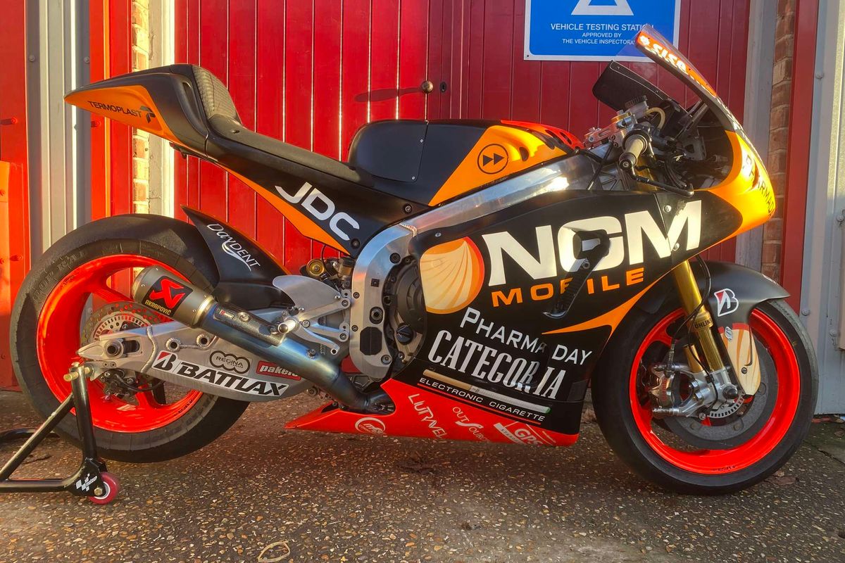 Guy Martin 2013 TT bike & Colin Edwards Moto GP bike @ Silverstone  Auctions