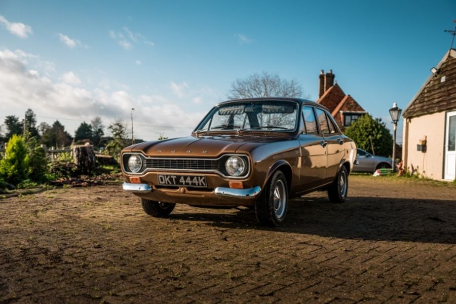 Ultra-rare 1972 four-door Escort Mexico @ auction with Bidding Classics