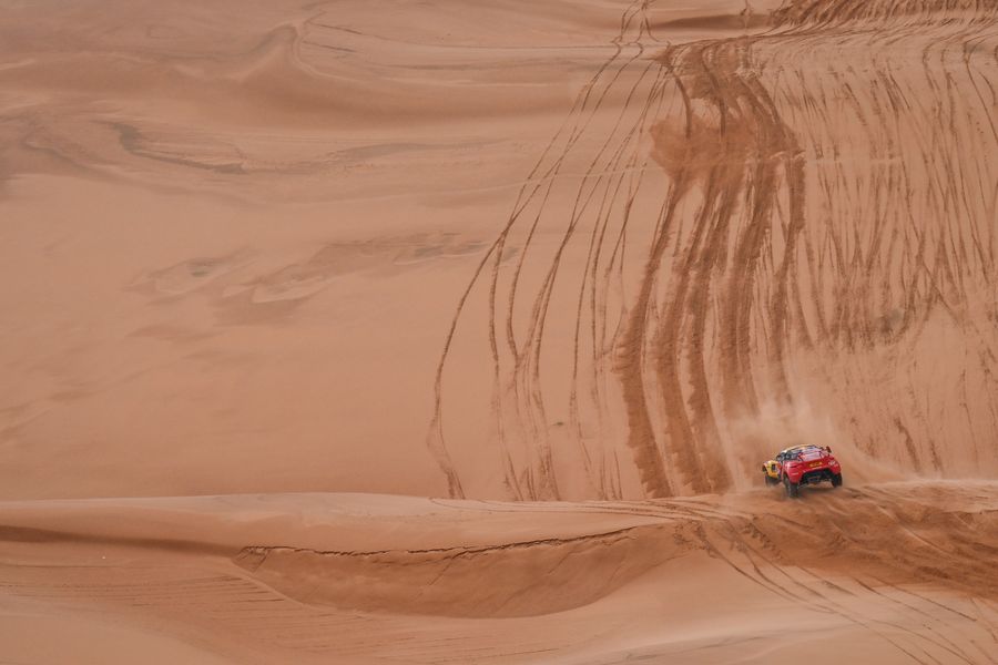 Nasser Al-Attiyah leads: Loeb, Moraes, Price, shine on Dakar Stage 9
