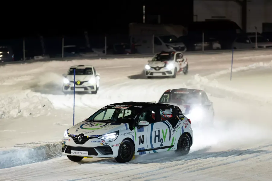 David Bouet wins Clio Ice Trophy opener
