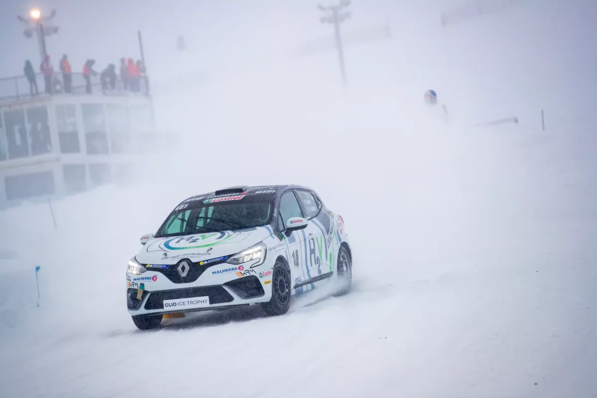  Darmezin wins, Bouet retains Clio Ice Trophy lead