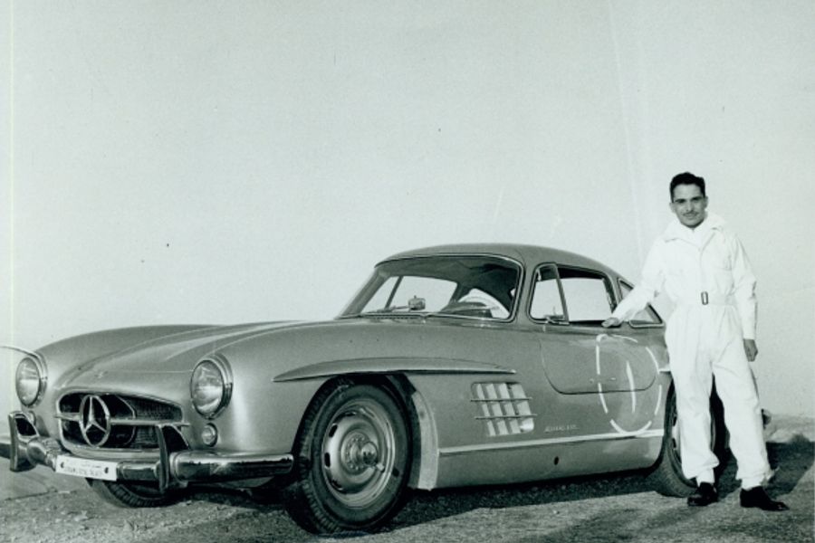 Late King Hussein of Jordan's Gullwing Mercedes 300SL @ the National Motor Museum 