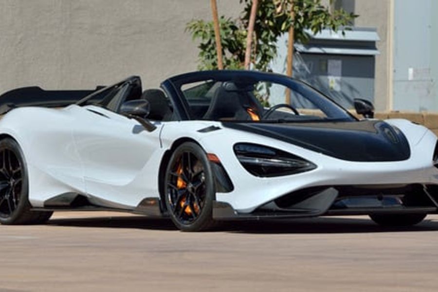McLaren 765LT Spider heading to Mecum's Glendale auction