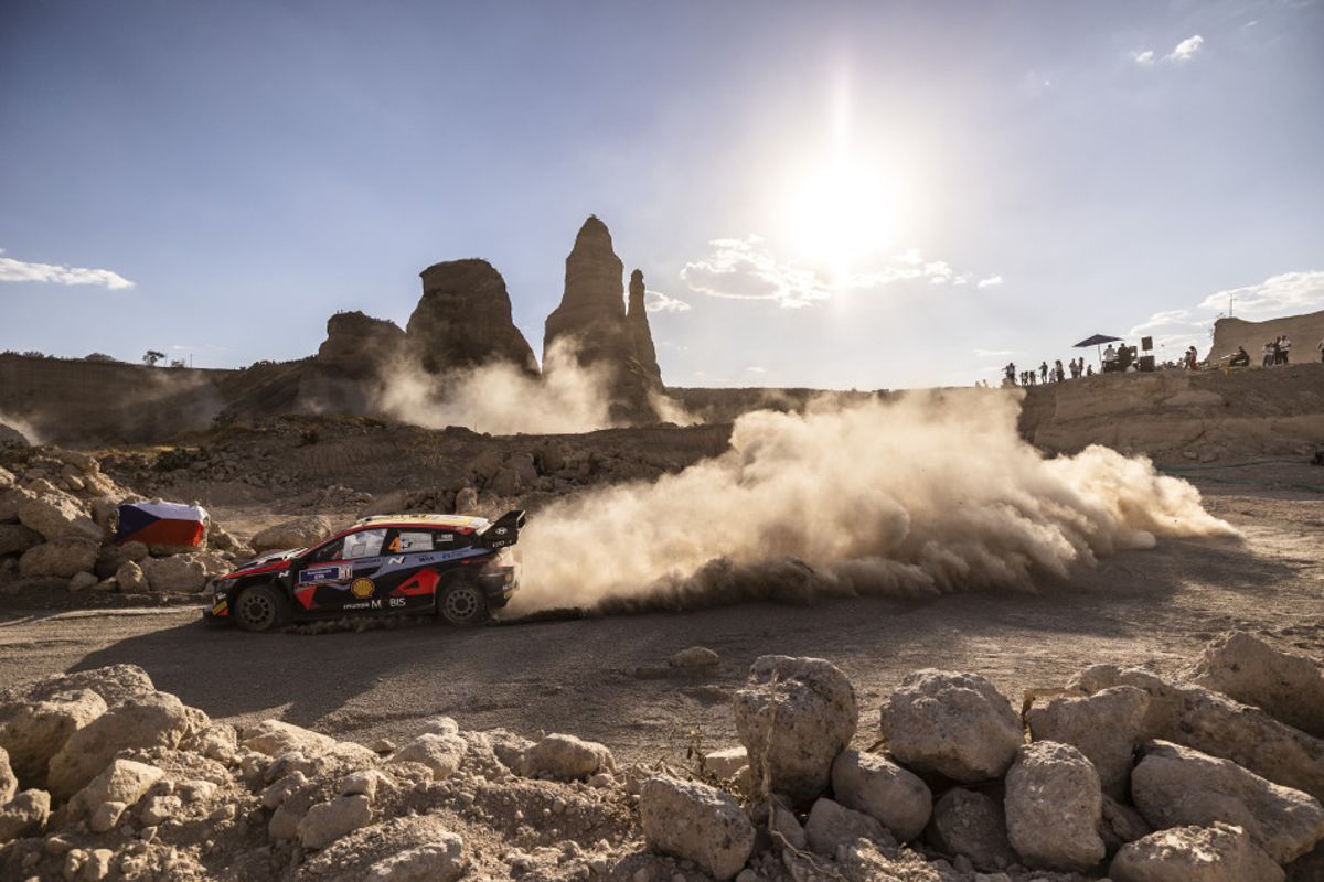 Lappi heads Ogier Friday on Rally México