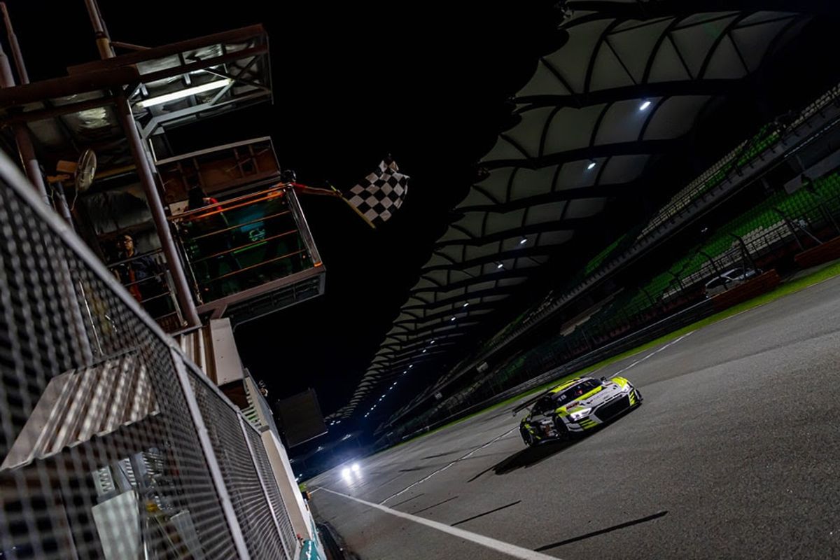 Stunning 1-2 for Absolute Racing in Sepang 12 hours
