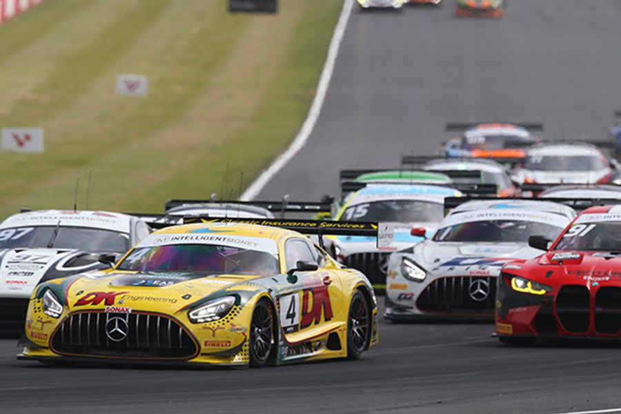 British GT Championship reaches half-distance with Snetterton sprints