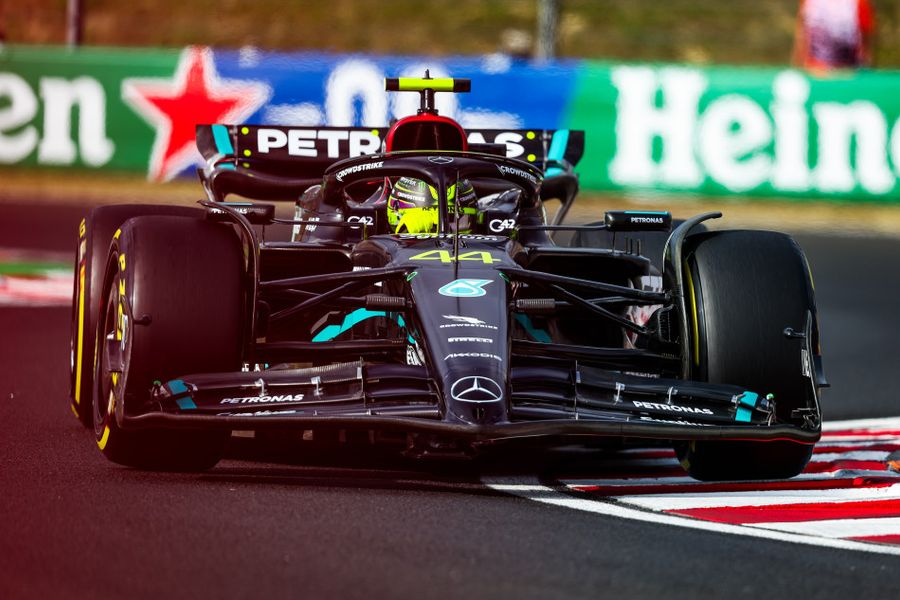 Lewis Hamilton takes Hungarian Grand Prix pole