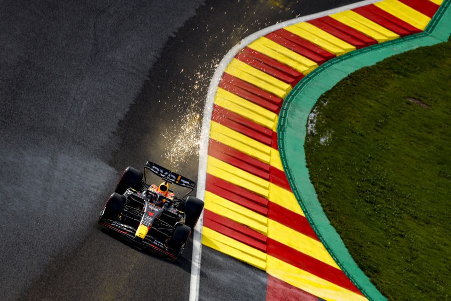 Verstappen beats Piastri to Sprint pole by 0.011s in Spa shootout