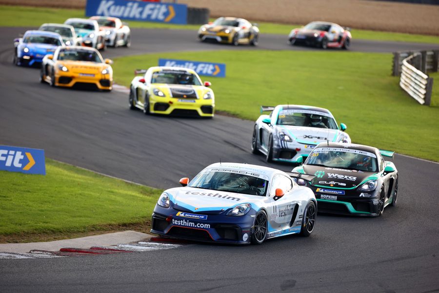 Porsche Sprint Challenge GB battles escalate at action-packed Croft