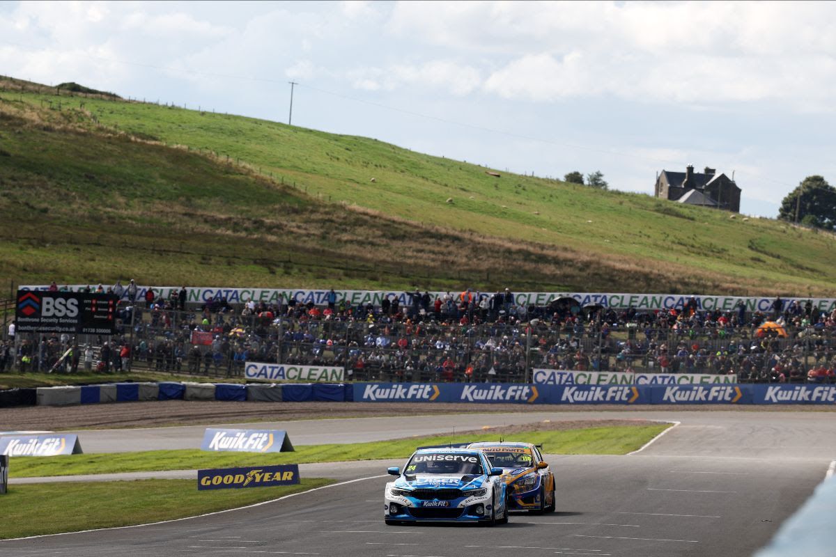 Crunch time as BTCC returns to Donington Park GP layout