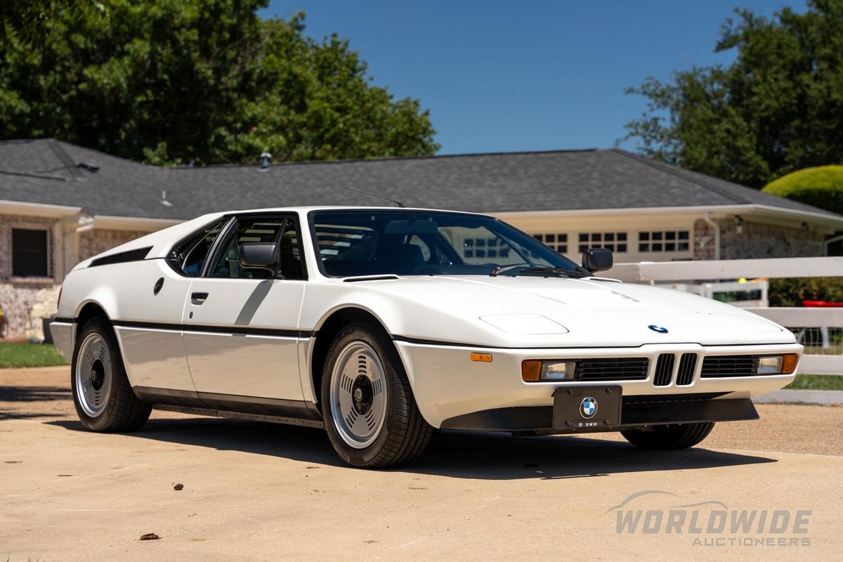 Meticulous 3,000-hour multi-year restoration BMW M1 @ Worldwide Auctioneers