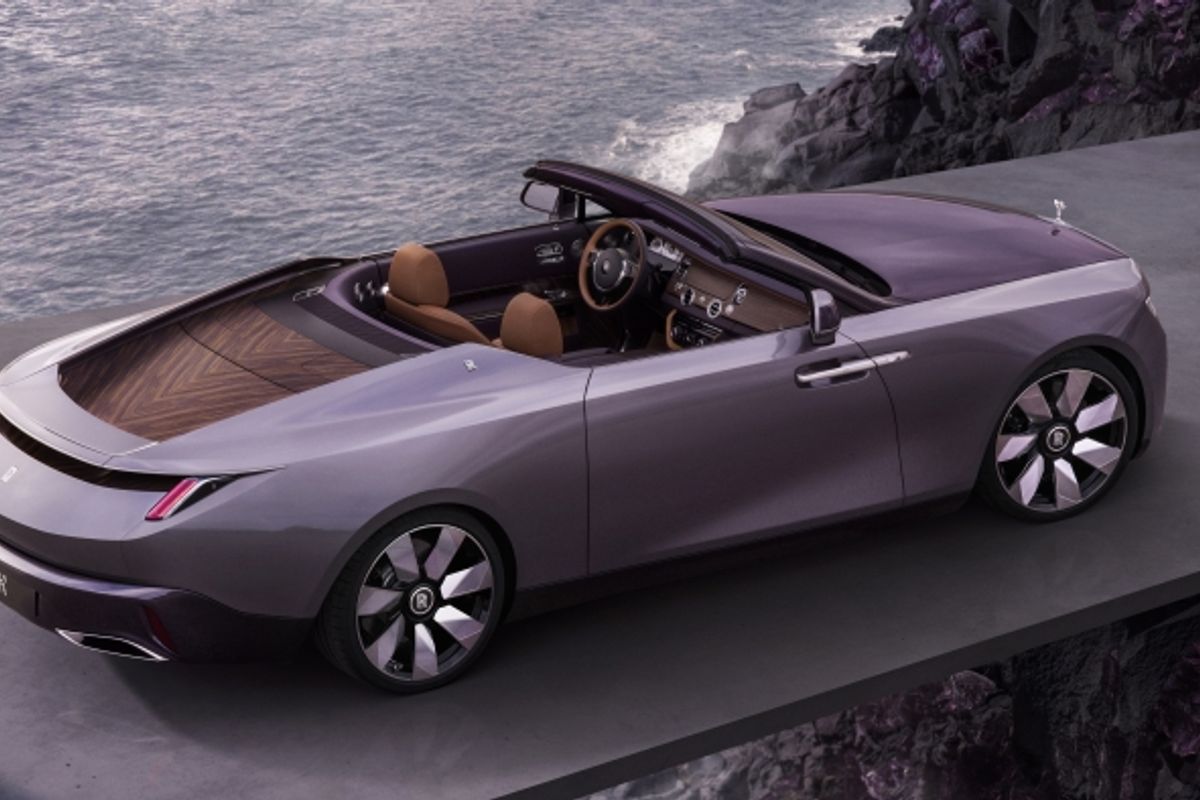 Rolls-Royce unveils the Amethyst Droptail