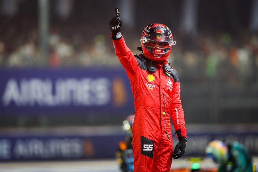 Ferrari’s Carlos Sainz takes pole for the Singapore Grand Prix
