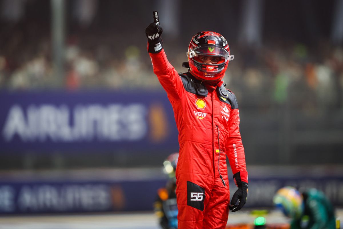Ferrari’s Carlos Sainz takes pole for the Singapore Grand Prix