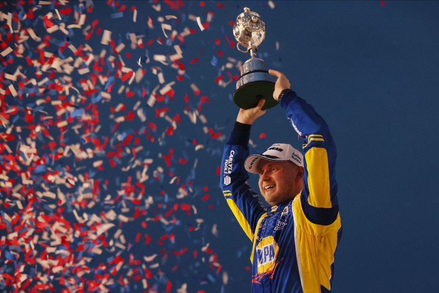 Ash Sutton claims fourth BTCC title with Brands Hatch wins