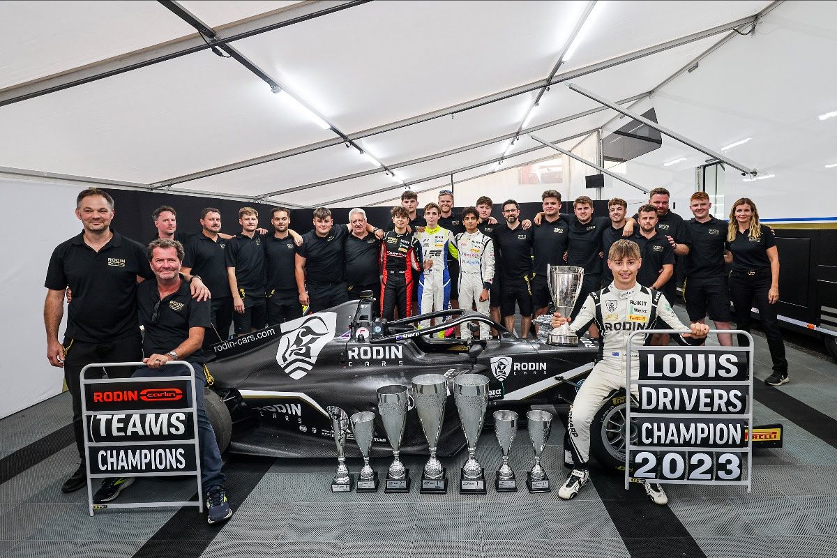 Louis Sharp crowned British F4 champion at Brands Hatch