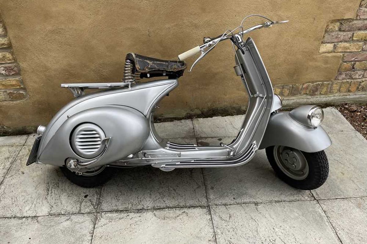 Original 1947 Vespa 98/4 @ H&H Classics Auction of Vintage Scooters