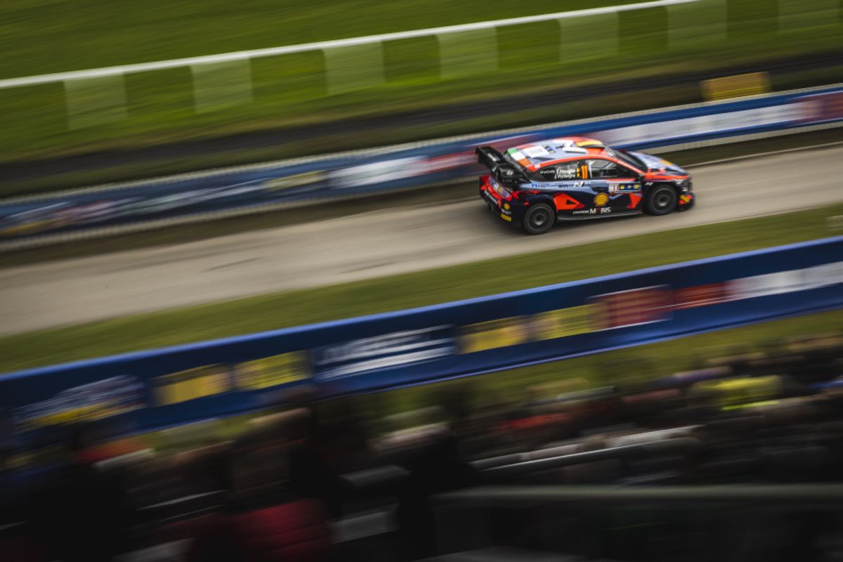 Neuville leads Day 1 of inaugural Central European Rally by 1.2s