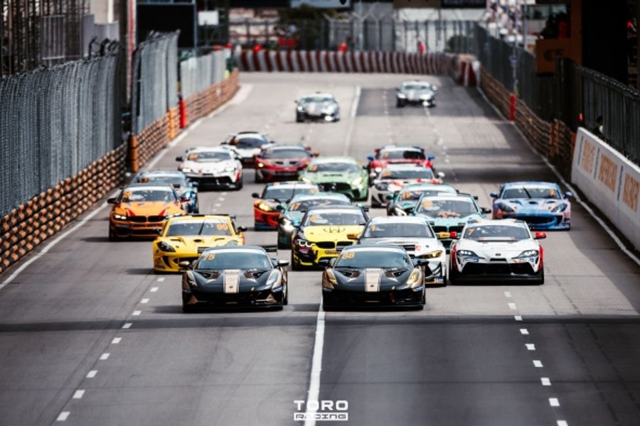Lotus Emira GT4 takes 1-2 clean sweep at Macau Grand Prix
