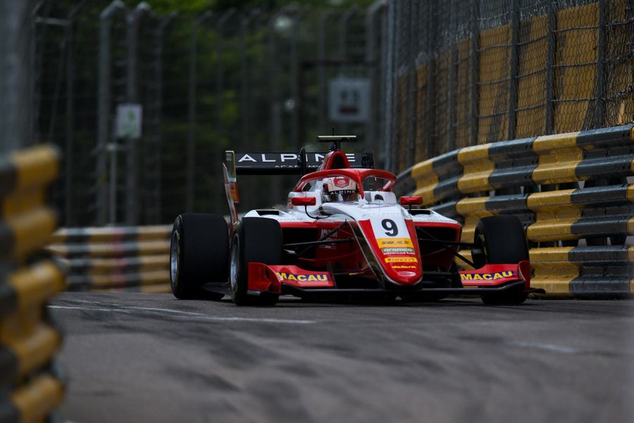 Gabriele Minì snatches late provisional FIA Formula 3 World Cup pole in Macau
