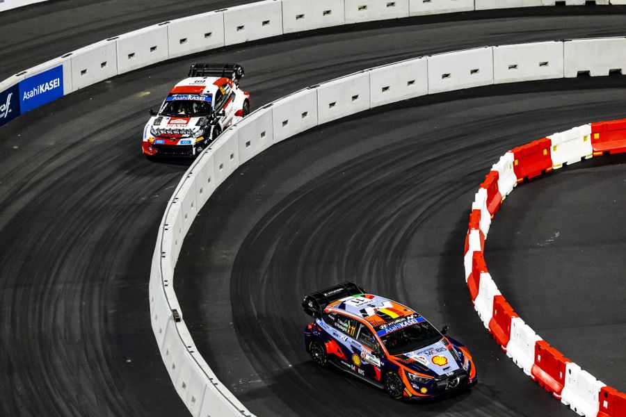 Neuville takes early lead on Forum8 Rally Japan