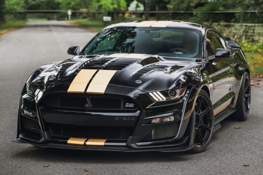 2022 Ford Shelby GT500H @ Mecum Kansas City auction