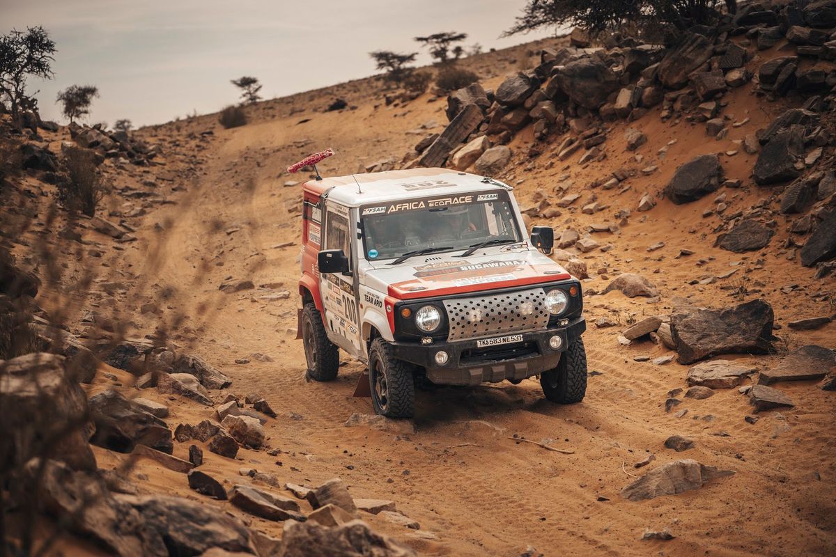 Friday's Africa Eco Race stage shortened due to a sandstorm