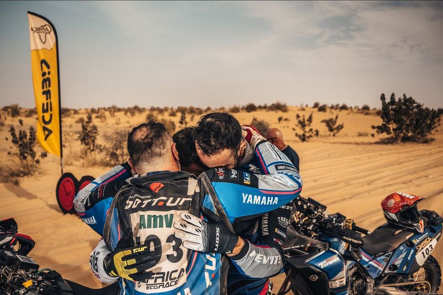 Africa Eco Race heads towards a final stage on the beach after Stage 11