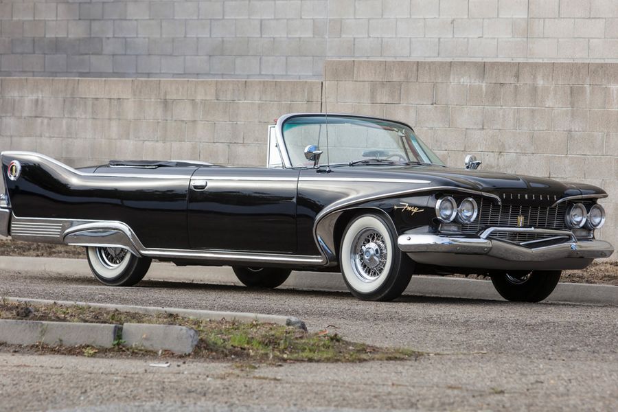 Big fins, Big fun–‘50s and ‘60s cruisers selling @ Worldwide Auctioneers